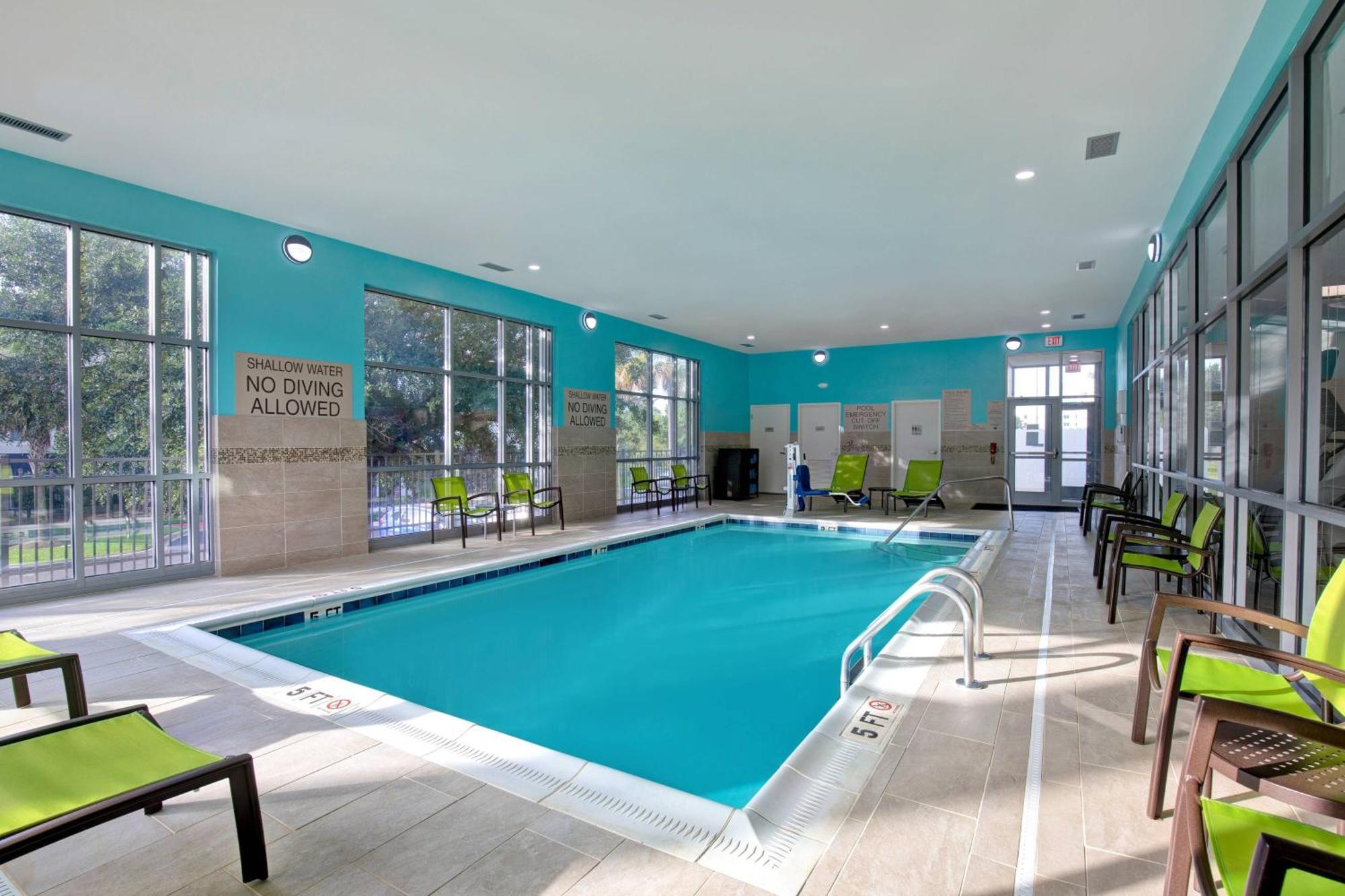 Springhill Suites By Marriott Orangeburg Exterior photo